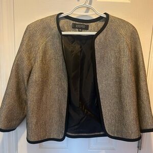 Kasper Women's Elegant Black and Tan Blazer